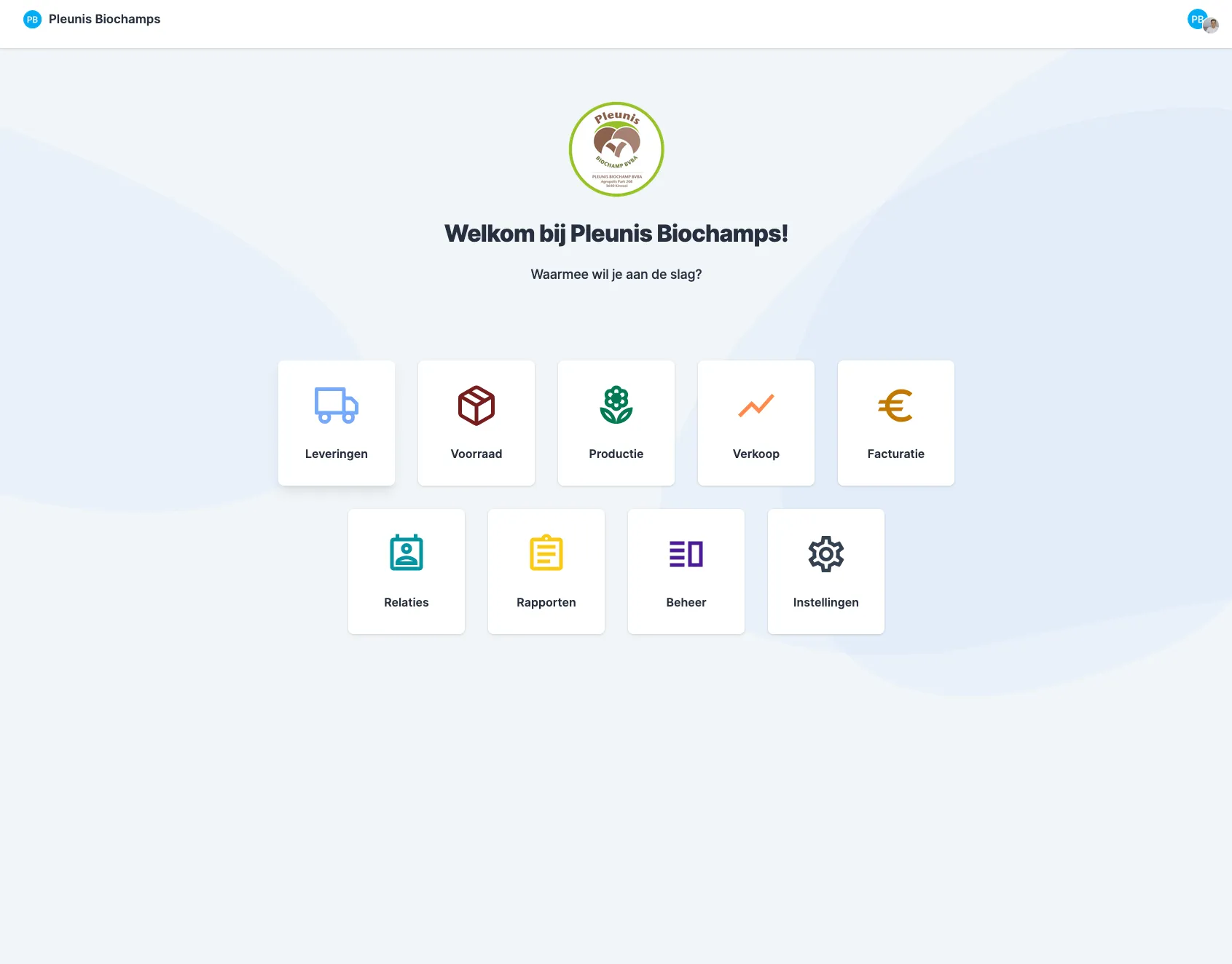 Screenshot van mushr — dashboard met een gefedereerd overzicht over meerdere vestigingen